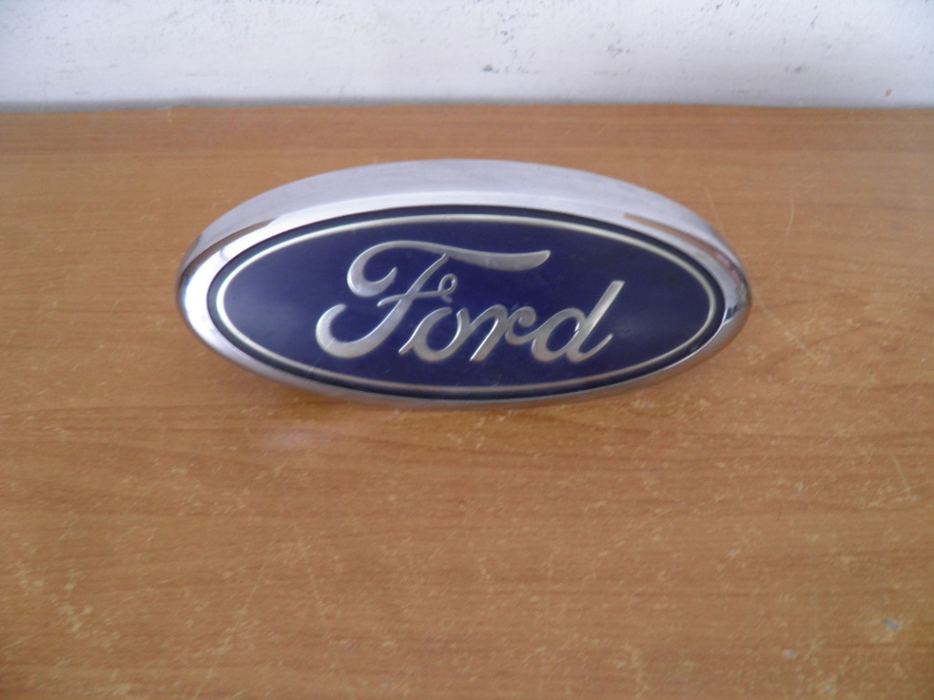 ЕМБЛЕМА FORD FOCUS MK2 4M51-8216-AA 