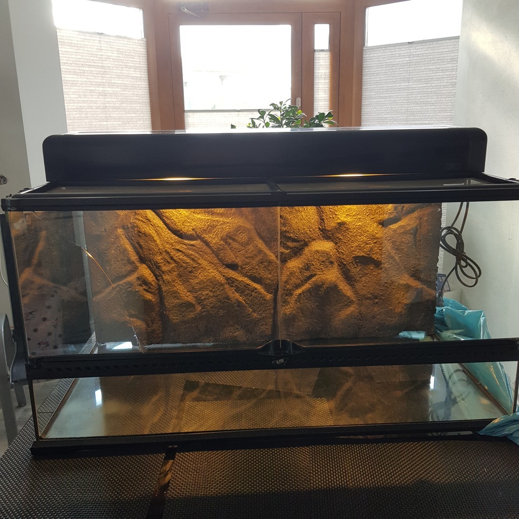 Terrarium Exo Terra z oświetleniem 90x45x45 Kowale Kup teraz na