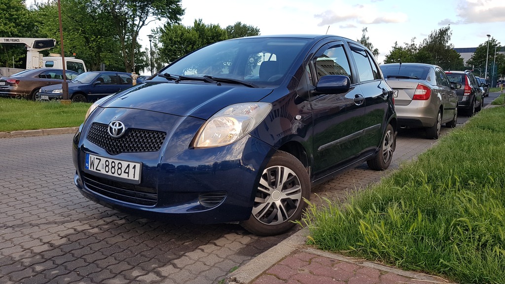 Toyota Yaris Ii 1.0 Z Lpg Za Rozsądną Cenę | Ożarów | Ogłoszenie Na Allegro Lokalnie