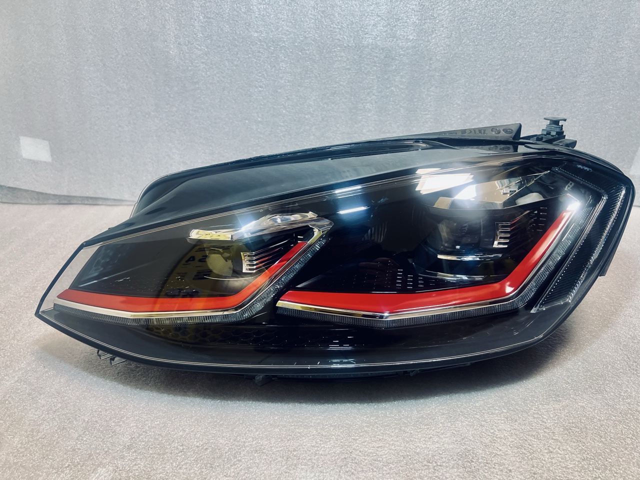 VOLKSWAGEN GOLF VII 7 РЕСТАЙЛ GTI ПОВНИЙ LED (СВІТЛОДІОД) ФАРА ЛІВА ДЮЙМА 5G1941081E 