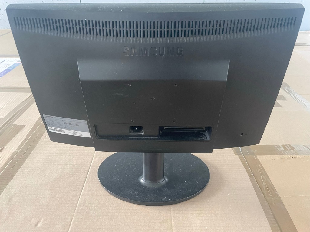 Monitor SAMSUNG 19" czarny SyncMaster E1920 | Katowice | Kup teraz na ...