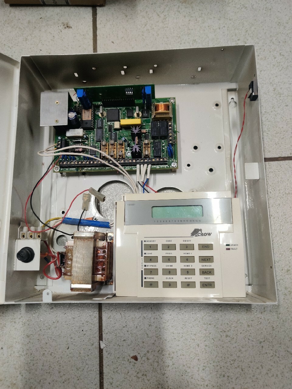 Zestaw alarmowy Crow 5000 z demontażu 100 ok BiskupieKolonia Kup