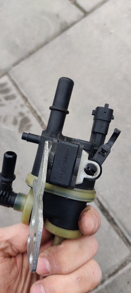 GIULIA\STELVIO\JEEP 2.0 КЛАПАН EVAP PURGE SOLENOID VALVE 05281451AA 