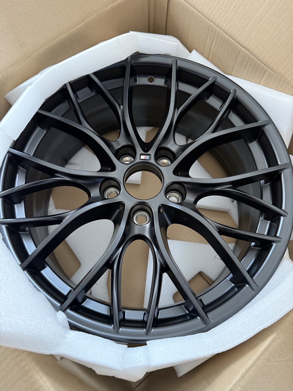 ДИСК BMW M DOUBLE SPOKE 405M F30 F31 F32 F36 M405 СТИЛЬ 18 ET34 8JX18 