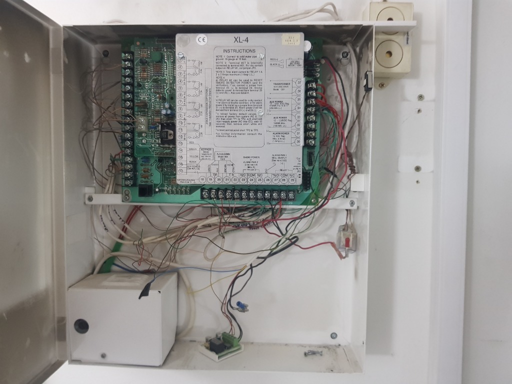 Centrala alarmowa Honeywell Ademco FBII XL4 Kalisz Kup teraz na