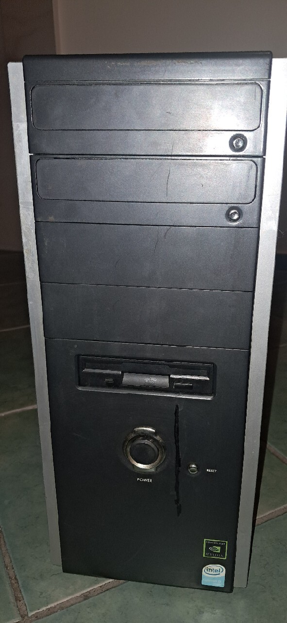 Komputer stacjonarny dla niewymagających lub na części Bydgoszcz