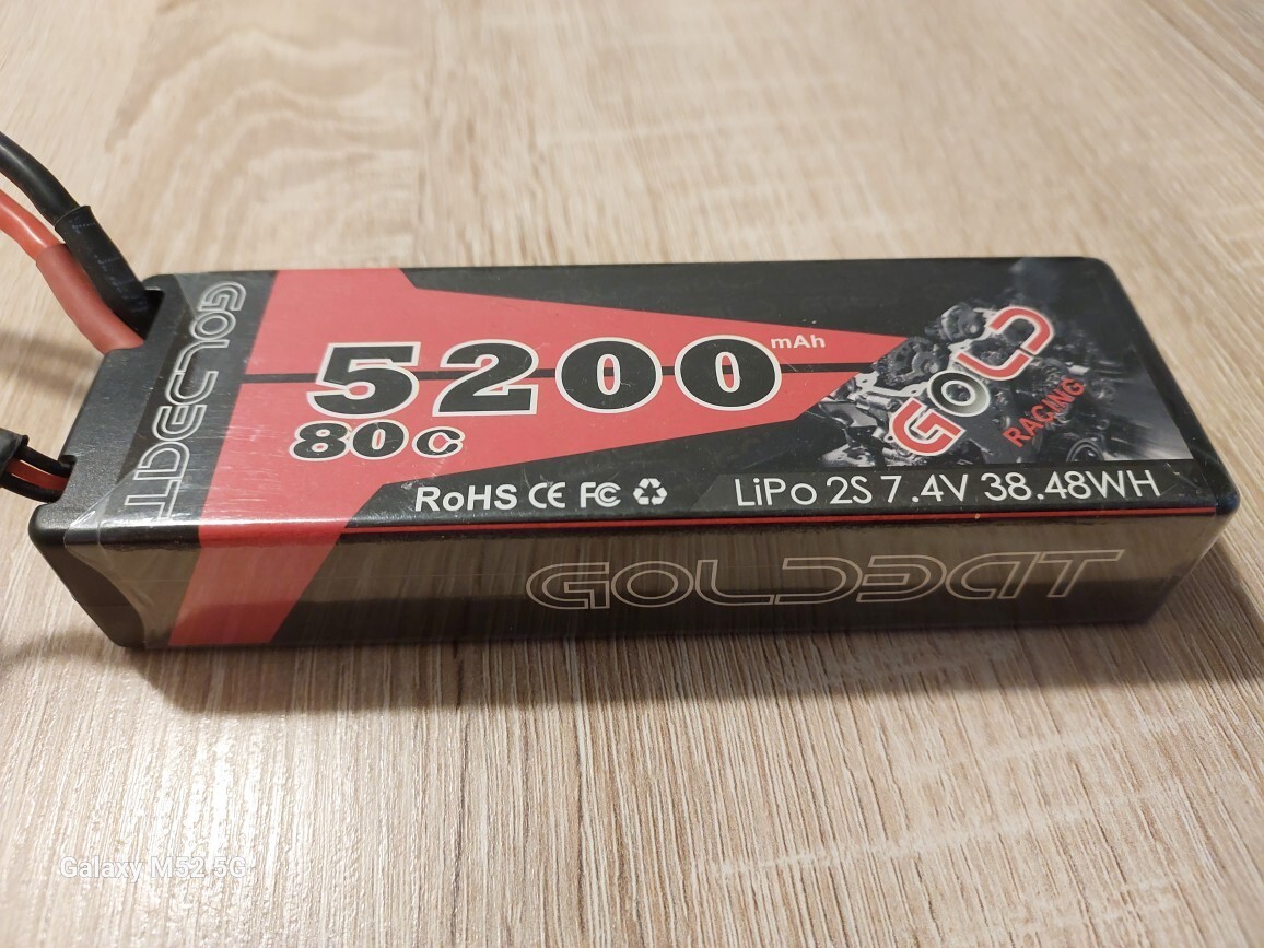 GOLDBAT RC Akku 5200 mAh 7,4 V 2S 70C LiPo Batterie Akku Pack mit XT60 Stecker für RC Auto Truck