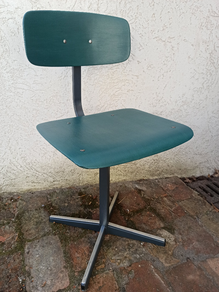 Zdjęcie oferty: Krzesło dla dziecka szmaragdowa zieleń. Z dostawą.