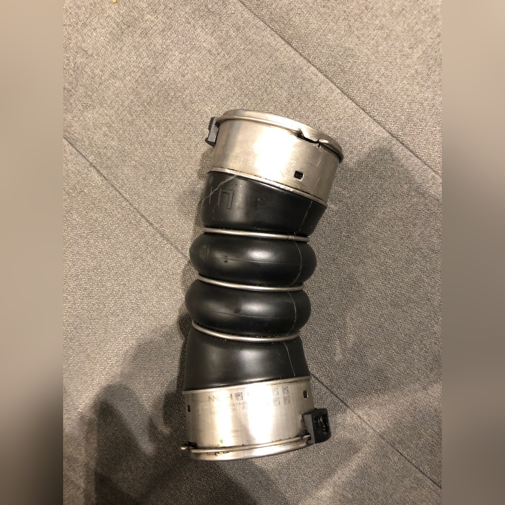 Rura intercooler BMW f30 330d Czerna Kup teraz na Allegro Lokalnie