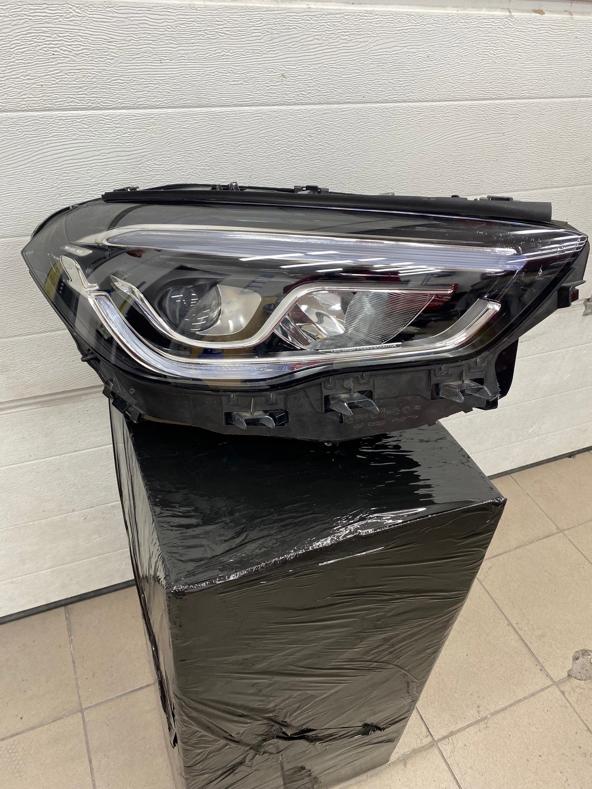 MERCEDES GLA 247 ФАРА ПРАВИЙ ПЕРІД 2479067801 