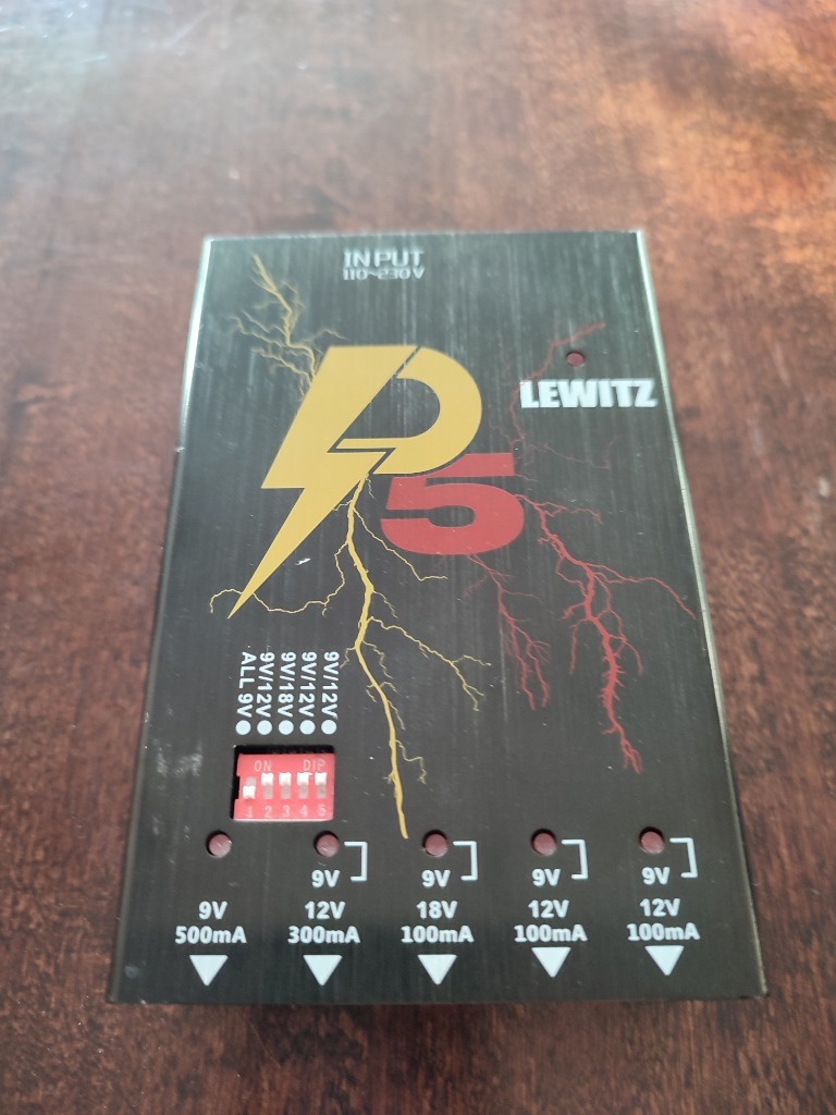 Zasilacz pedalboard, LEWITZ, do efektów gitarowych Legionowo Kup