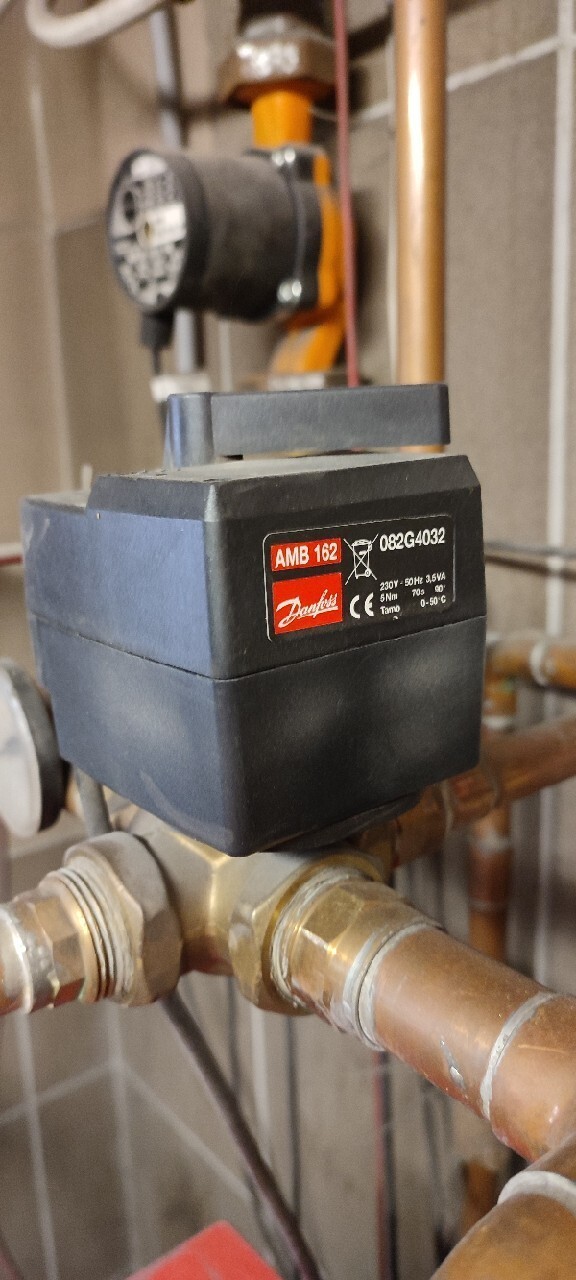 Silownik zaworu czterodroznego Danfoss AMB 162 | Strzelin | Ogloszenie ...