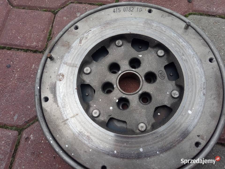 ДВОМАСОВЕ + ЗЧЕПЛЕННЯ FORD FIESTA 1.4 415018210 НОВА 