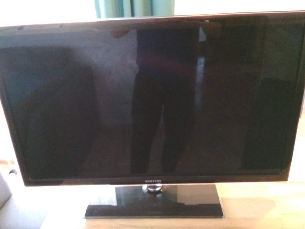 Telewizor Samsung UE40D5500RW | Pakość | Licytacja na Allegro Lokalnie
