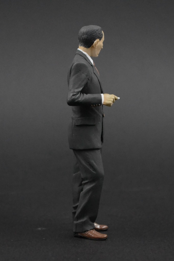 Figurine Résine 1/18 Alec Issigonis & Austin Mini 1960 - Non Peinte - IXO / Solido