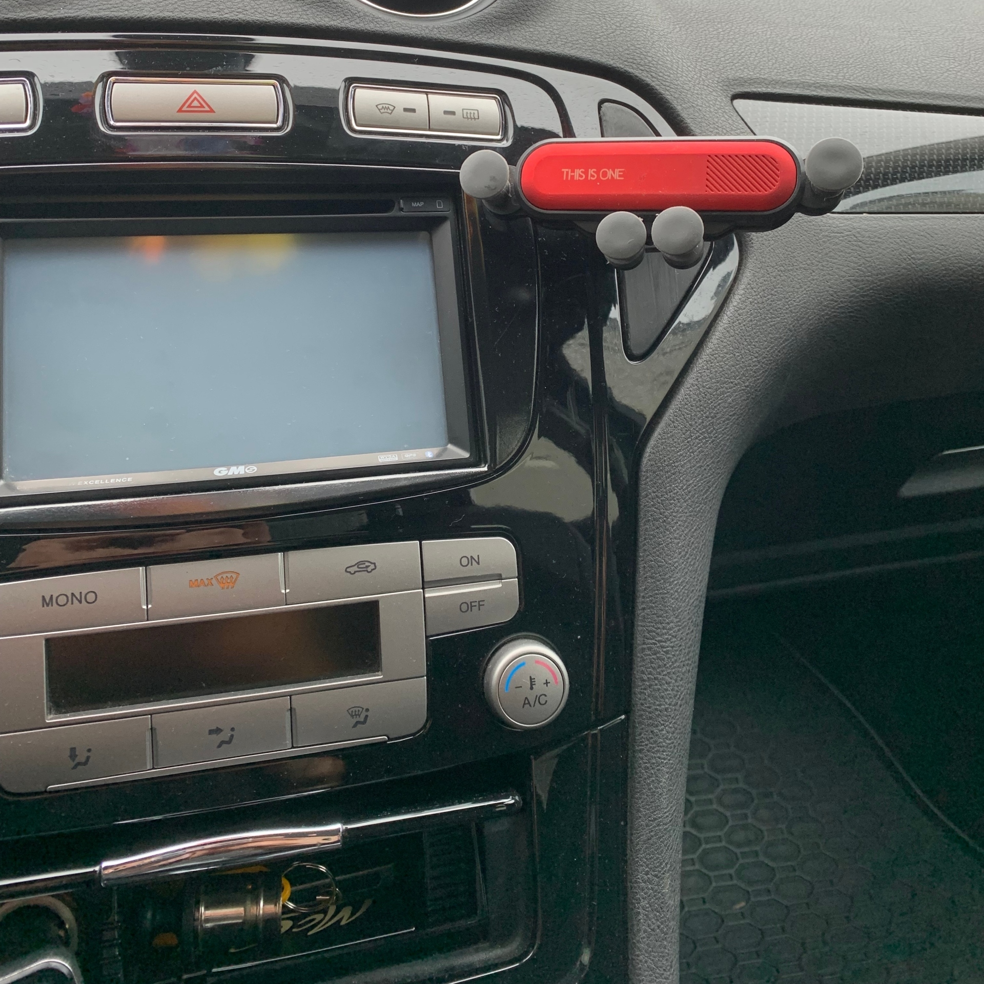 Ford mondeo sale mk4 phone holder