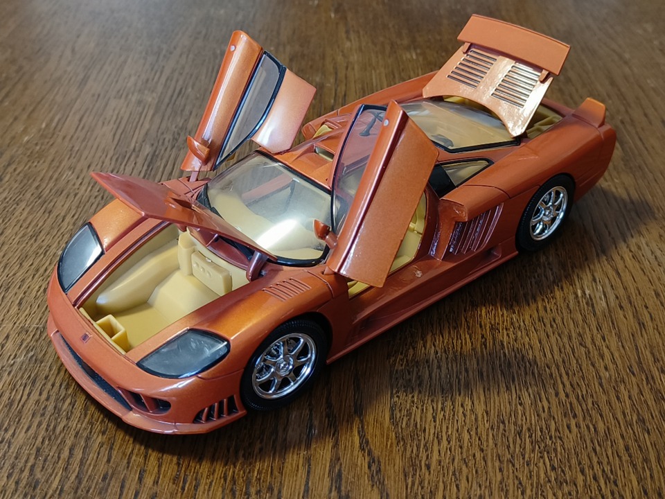 1/18 Saloon ( サリーン ) S7 レッド MOTOR MAX 1/18 Saloon ( サリーン ) S7 レッド MOTOR MAX さらば