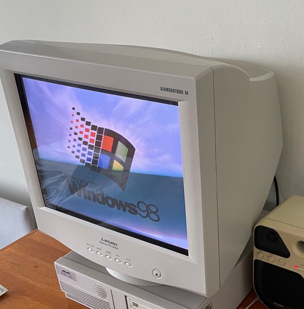 Mitsubishi Diamond Pro 900u Diamondtron NF 19" CRT | Kłobuck ...