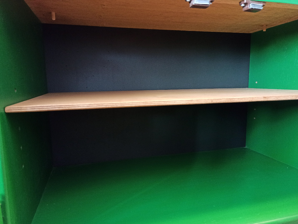 Zdjęcie oferty: Zielona szafka. 78cm. Dębowe blaty.