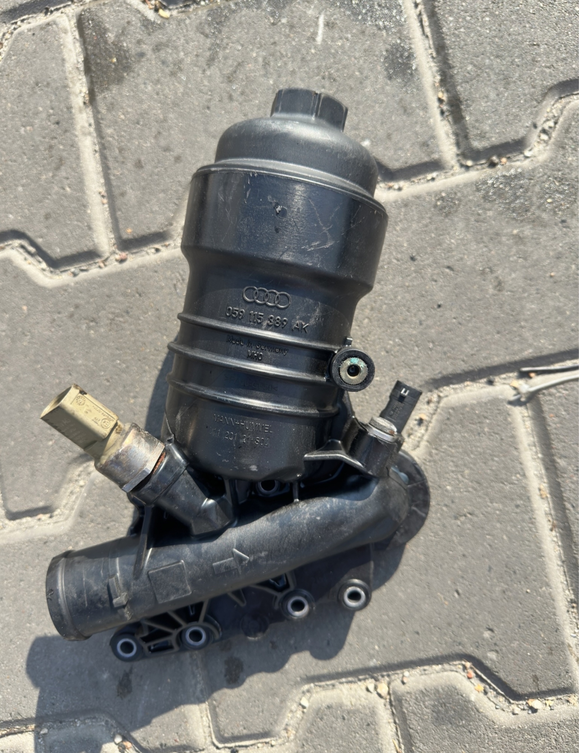 059 115 389 AK Obudowa filtra oleju Audi CRTD CRT | Warszawa | Kup ...