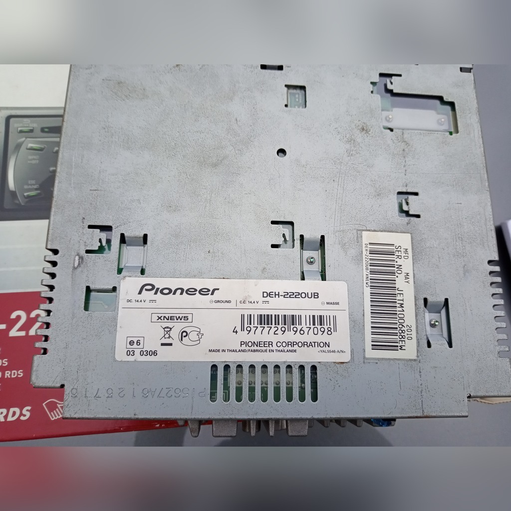 Licytacja - Pioneer DEH-2220UB radio samochodowe - Majkow-Folwark ...