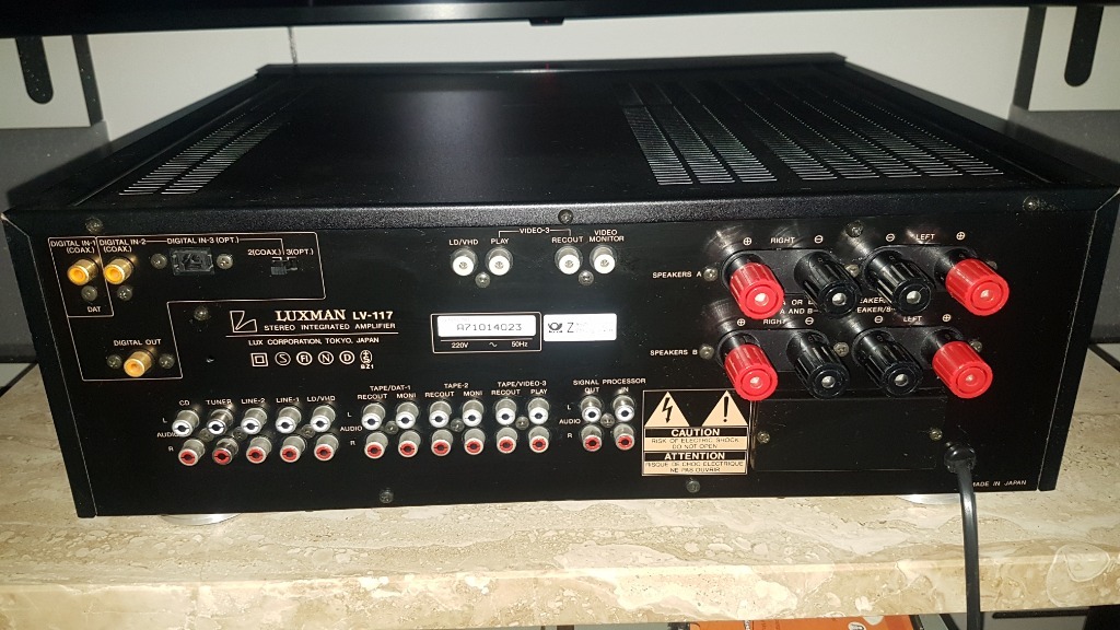Luxman Stereo Integrated Amplifier Tuner LV 117 - Bunting Online