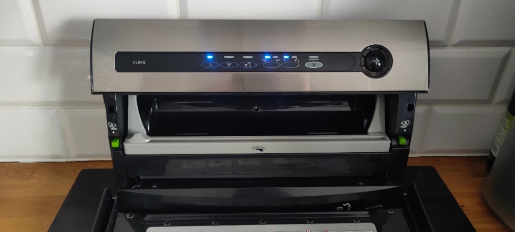 Foodsaver v3840 deals