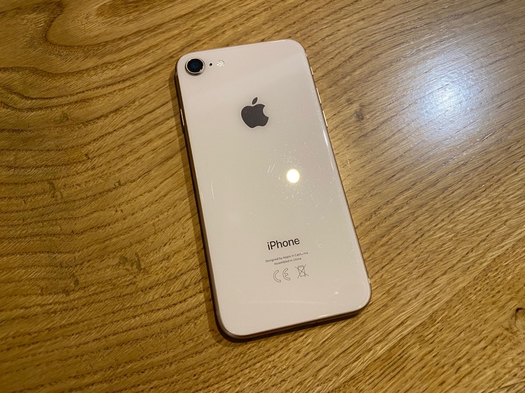 iPhone 8 biały 256GB | Wroclaw | Licytacja na Allegro Lokalnie
