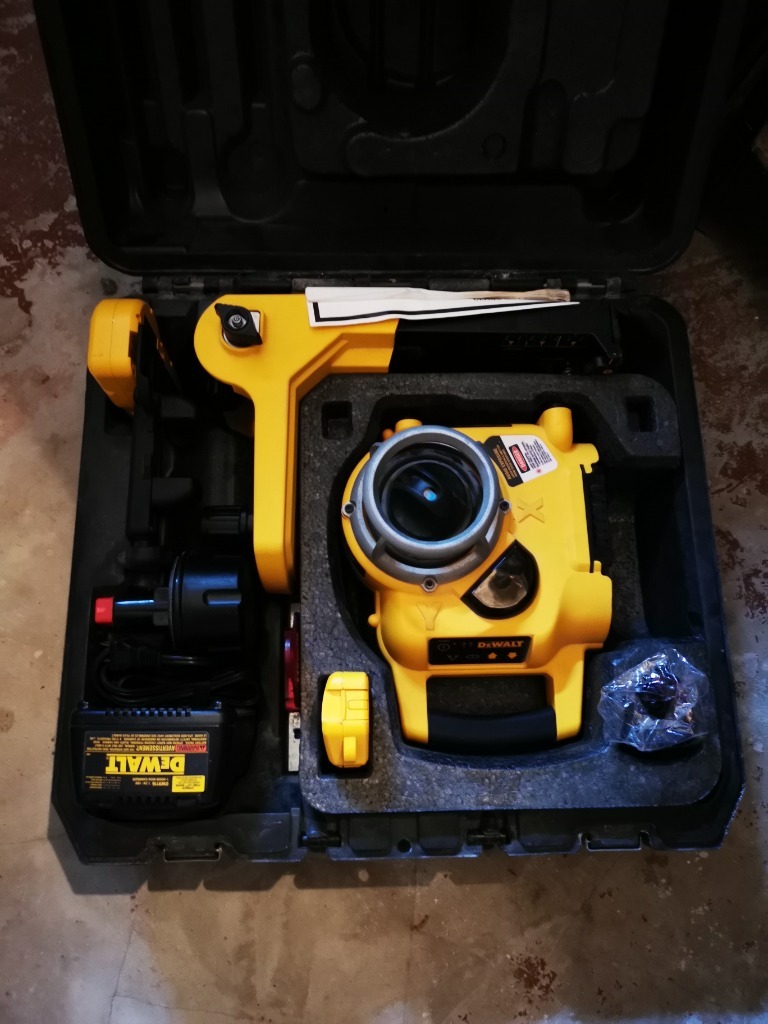 DeWalt DW077 niwelator , laser budowlany. Niepołomice Ogłoszenie
