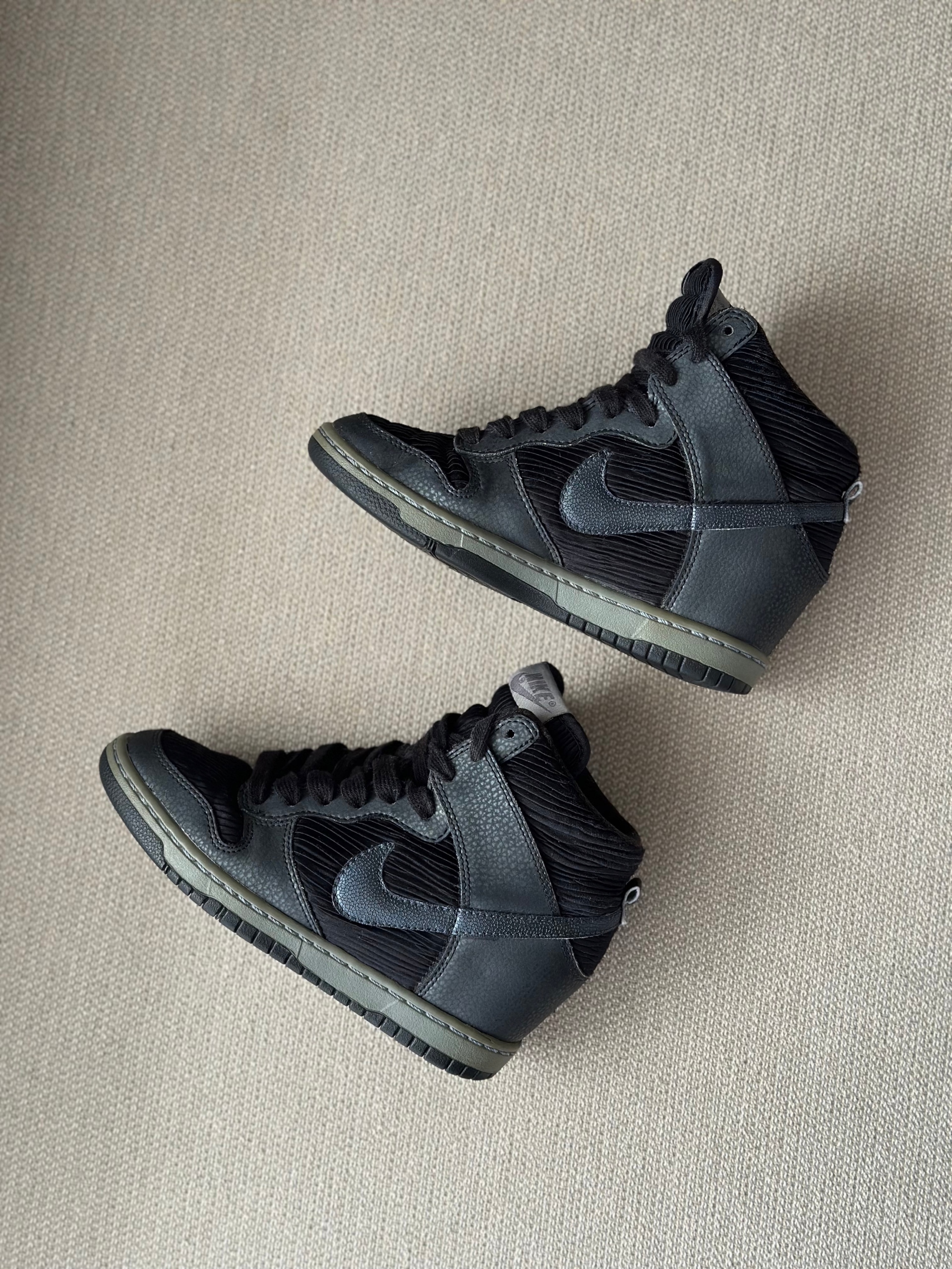 NIKE（ナイキ）の「BYBC NIKE WMNS DUNK SKY-HI インヒール