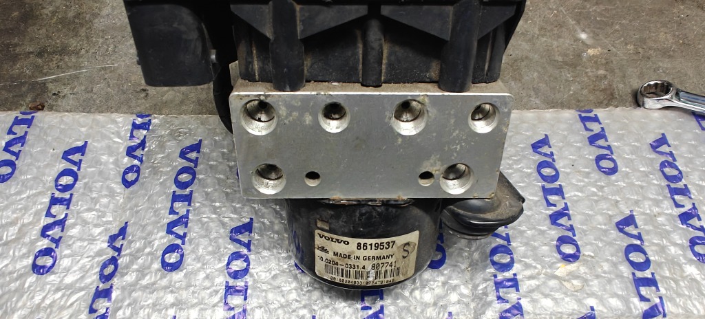 РЕСТАВРОВАНИЙ БЛОК КЕРУВАННЯ ABS STC VOLVO 8619538 346982 8619537 НАСОС 