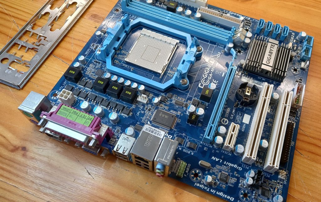 Płyta Główna GIGABYTE GAM68MTD3 Oświęcim Kup teraz na Allegro