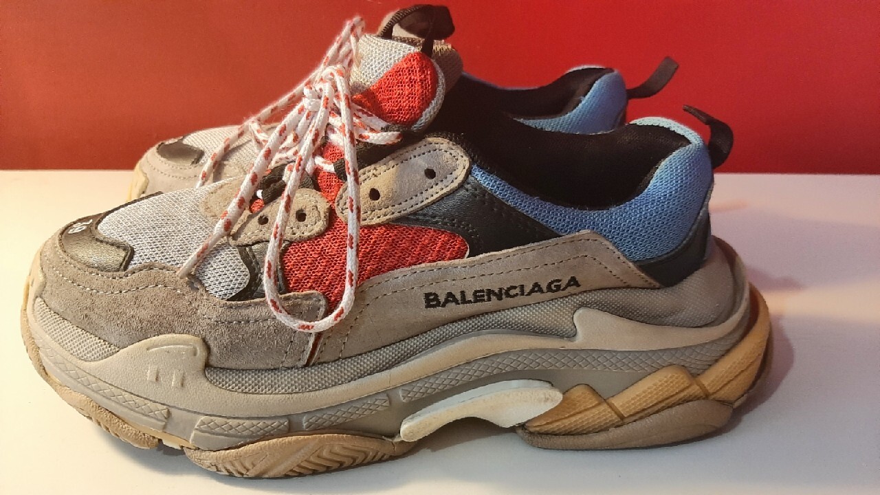 balenciaga 39 triple s
