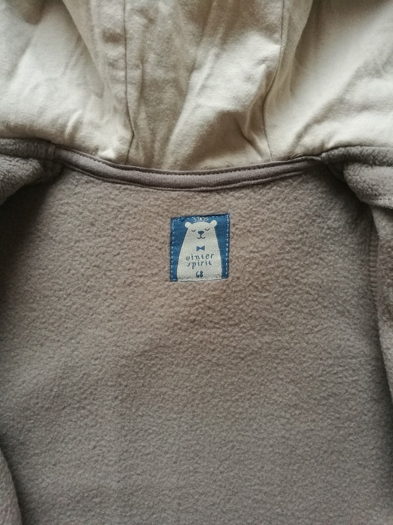 Zdjęcie oferty: Bluza z kapturem r. 68 polar nowa bez metki