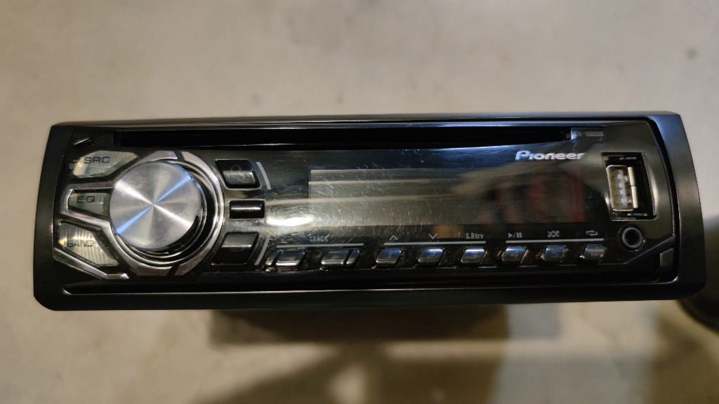 Radio samochodowe Pioneer deh 1600ub | Olesno | Kup teraz na Allegro ...