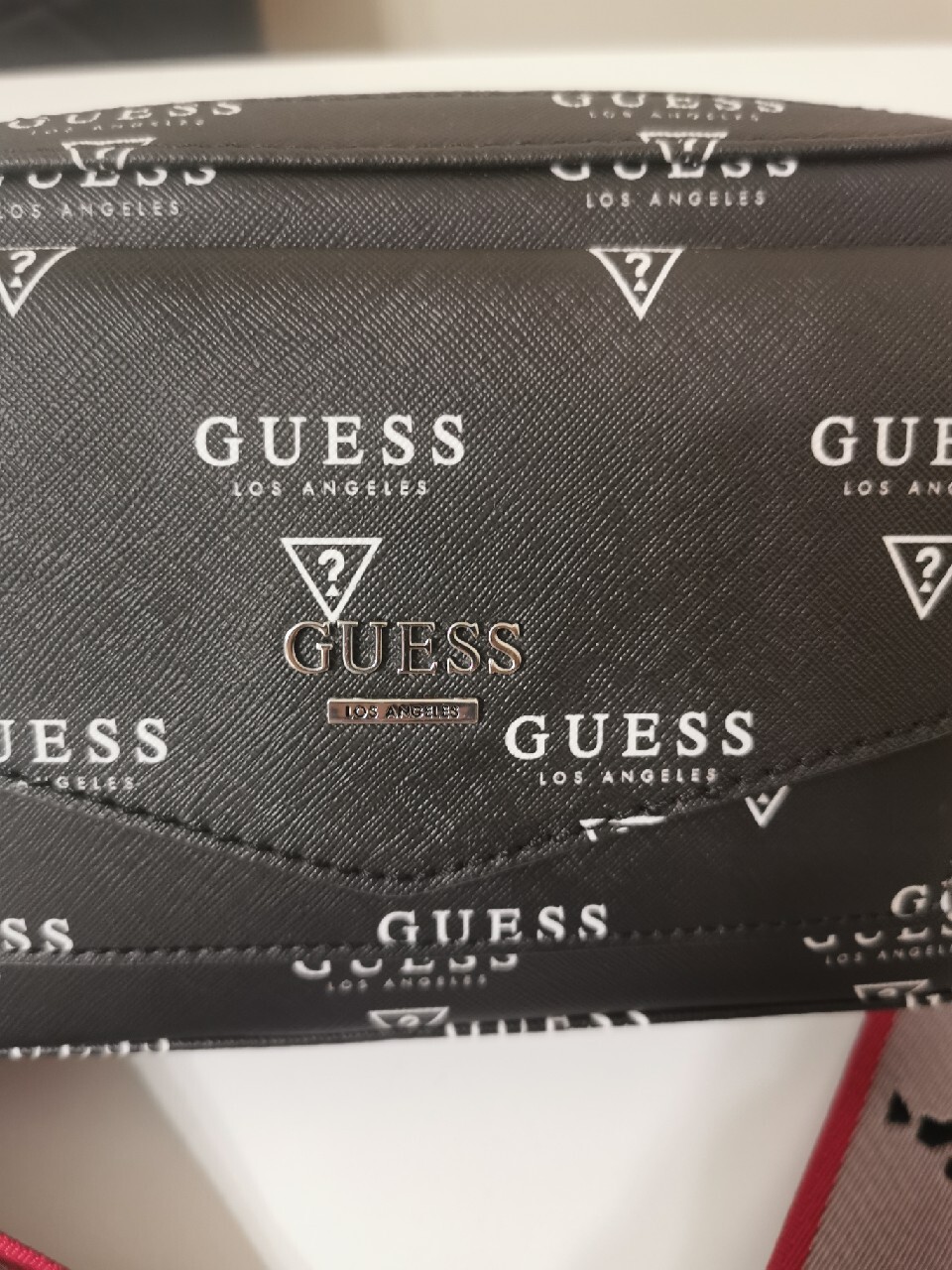 Oryginalna torebka Guess Wayne Camera Crossbody Niwy Kup teraz na