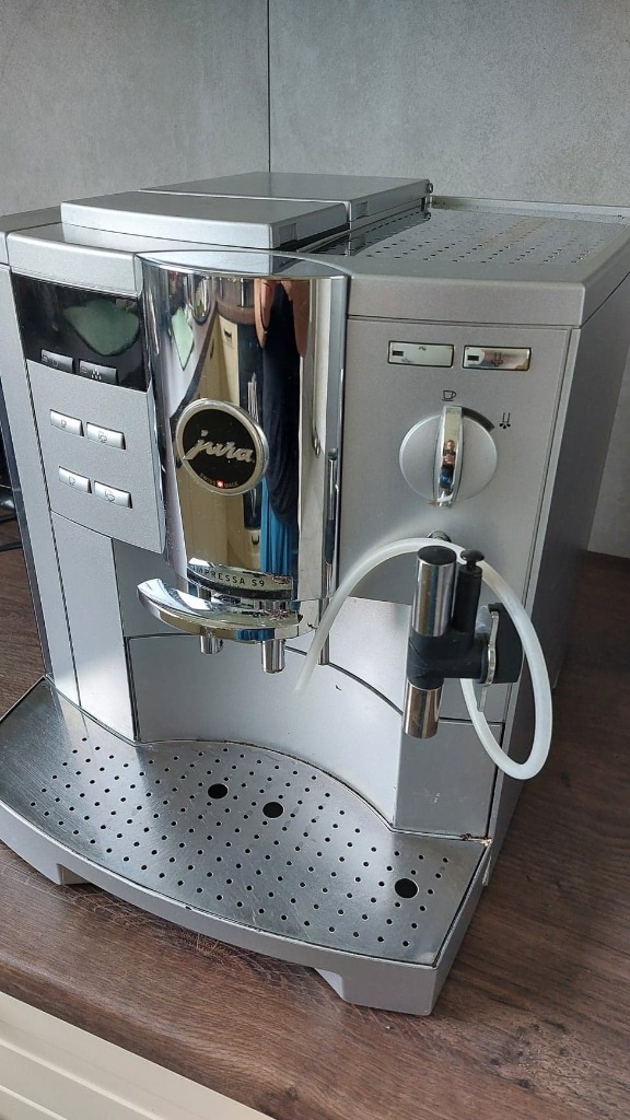 Ekspress automatyczny JURA Impressa s9 Oleśnica Licytacja na