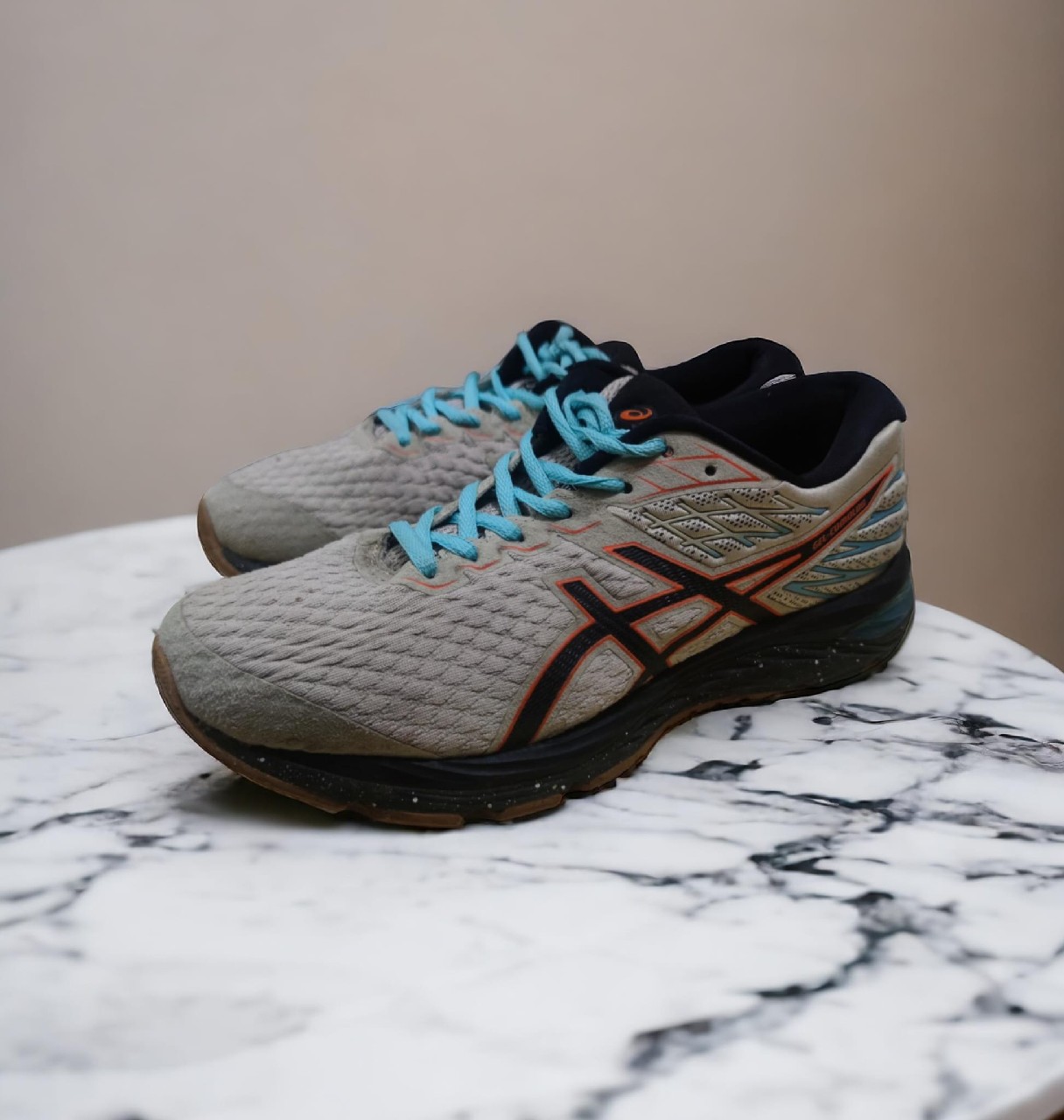 Buty sportowe do biegania Asics Gelcumulus 21 40 Stadnicka Wola Kup teraz na Allegro Lokalnie