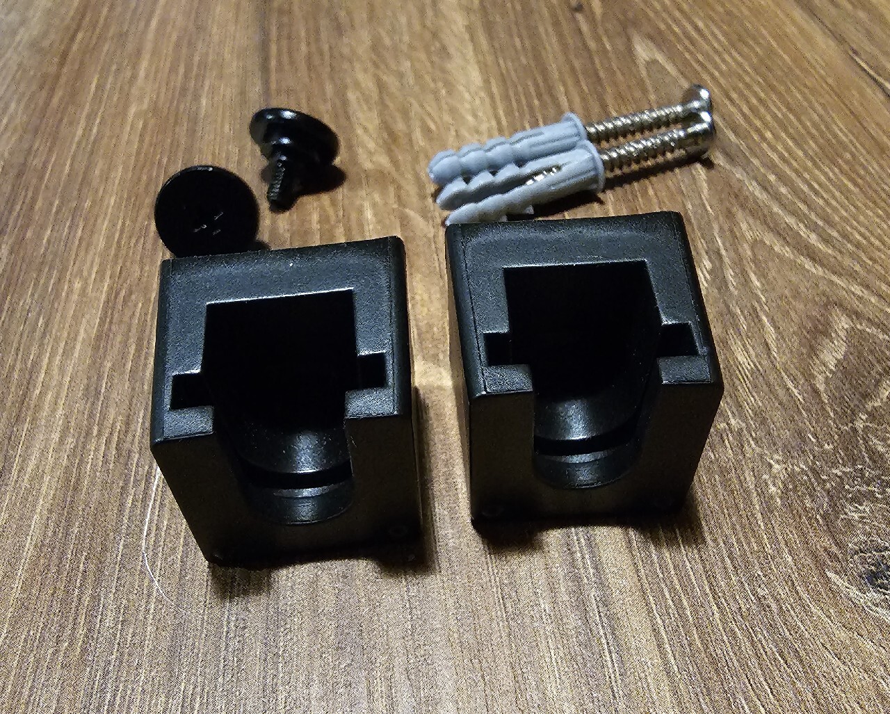 Uchwyt do montażu na ścianie soundbar JBL BAR 2.1 Sępólno Krajeńskie