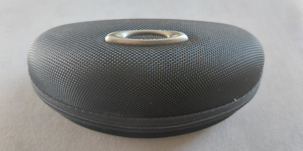 Etui Oakley Niska cena na Allegro.pl