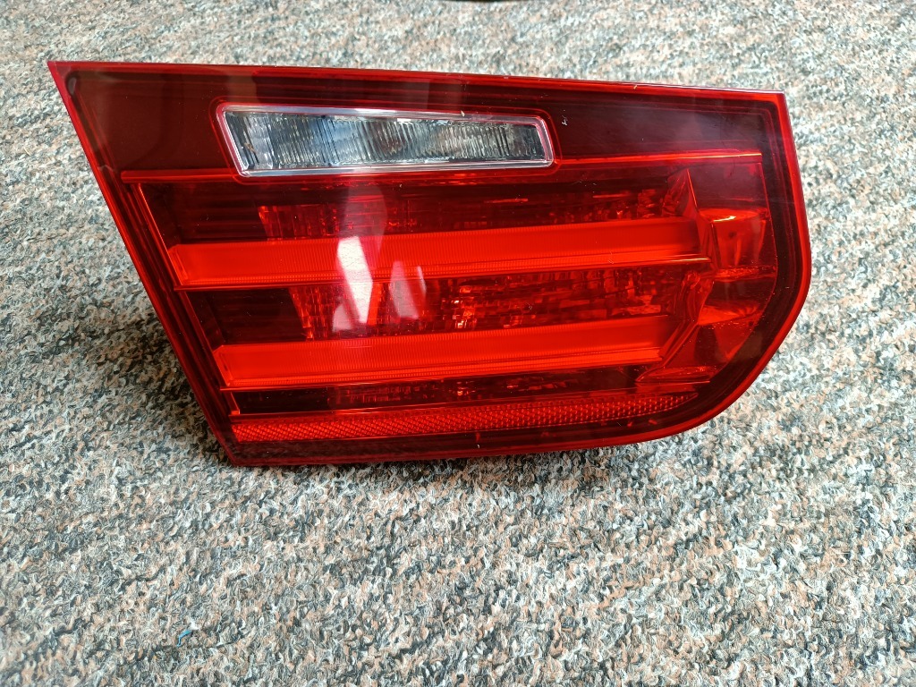 Zdjęcie oferty: BMW 3 F30 F31 2012 lampa tylna lewa  oryginał 