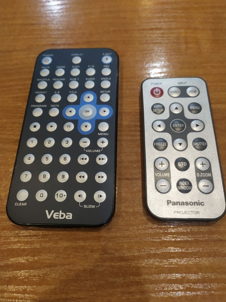 PILOT DVD SAMOCHODOWE VEBA + PROJEKTOR PANASONIC Warszawa Kup teraz