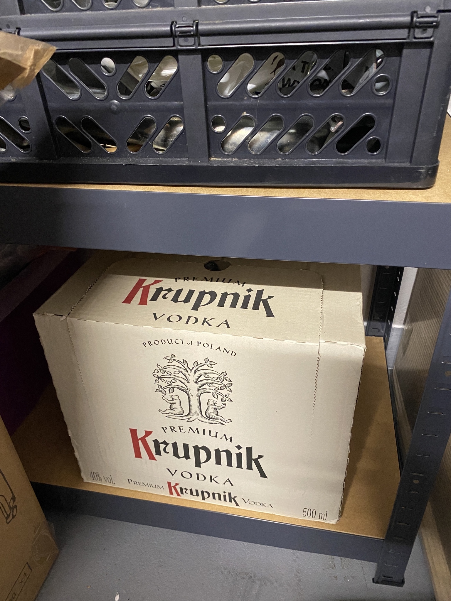 Ile Jest Butelek Wódki W Kartonie