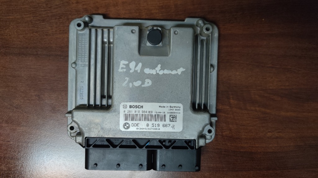 E90/91 2.0D БЛОК КЕРУВАННЯ ДВИГУНА 8519667 0281018984 