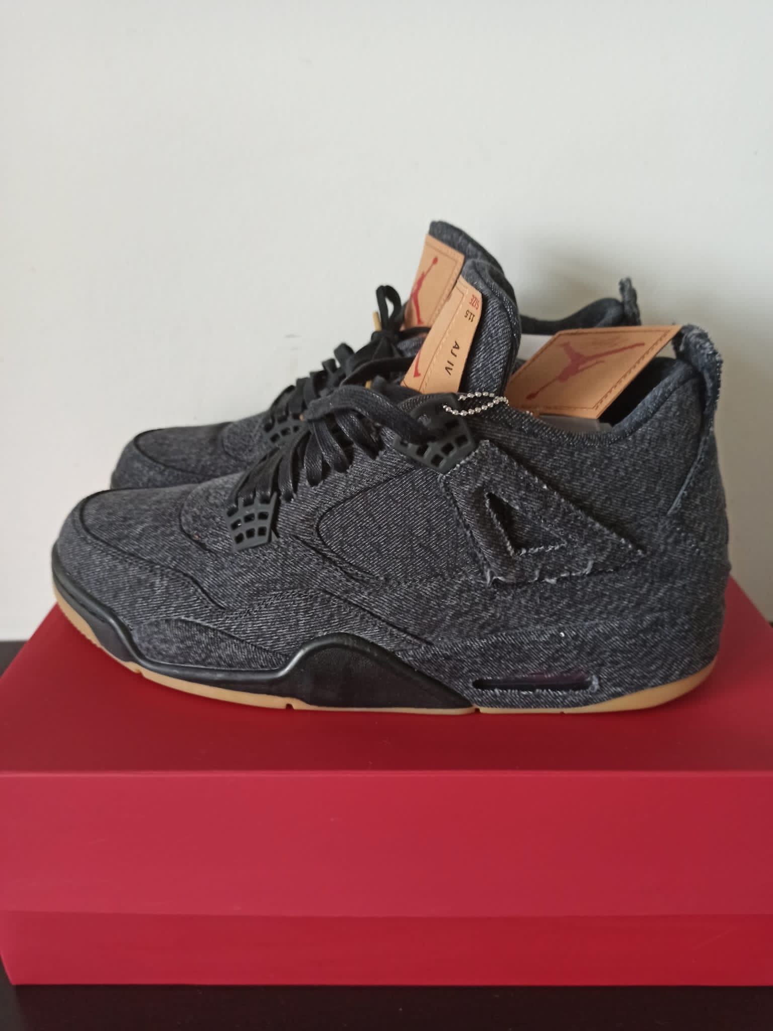 jordan 4 levis black