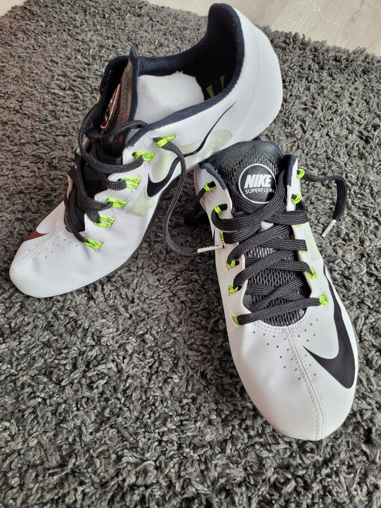 nike superfly r4