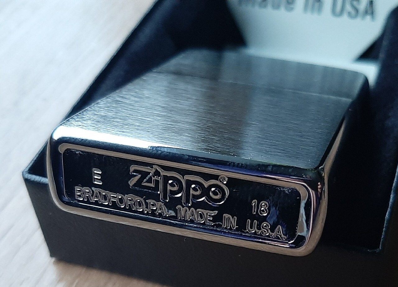 Zdjęcie oferty: Nowa zapalniczka Zippo USA 
