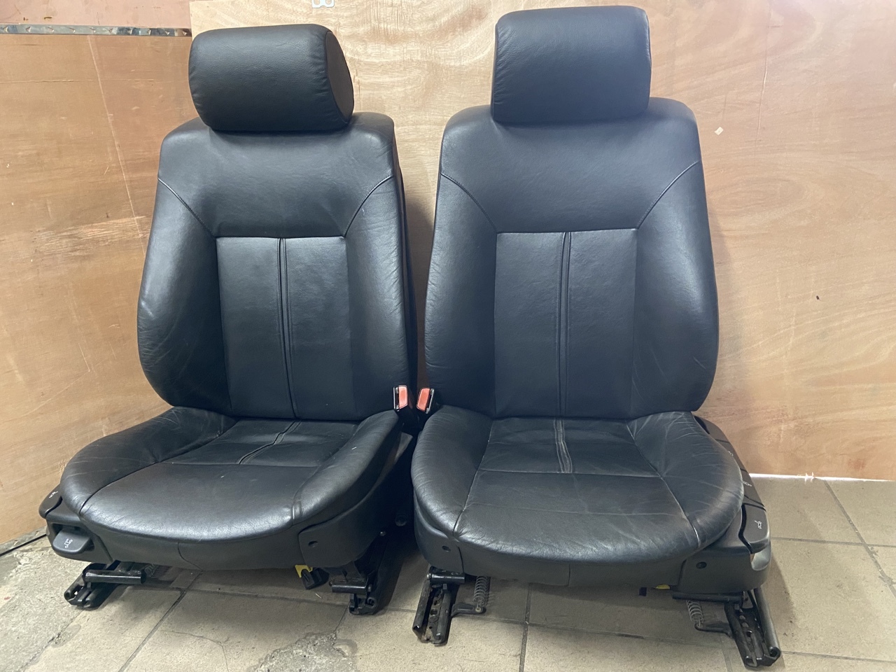 Skórzane fotele BMW E39 kanapa pasy bezpieczeństwa | Wrocław ...