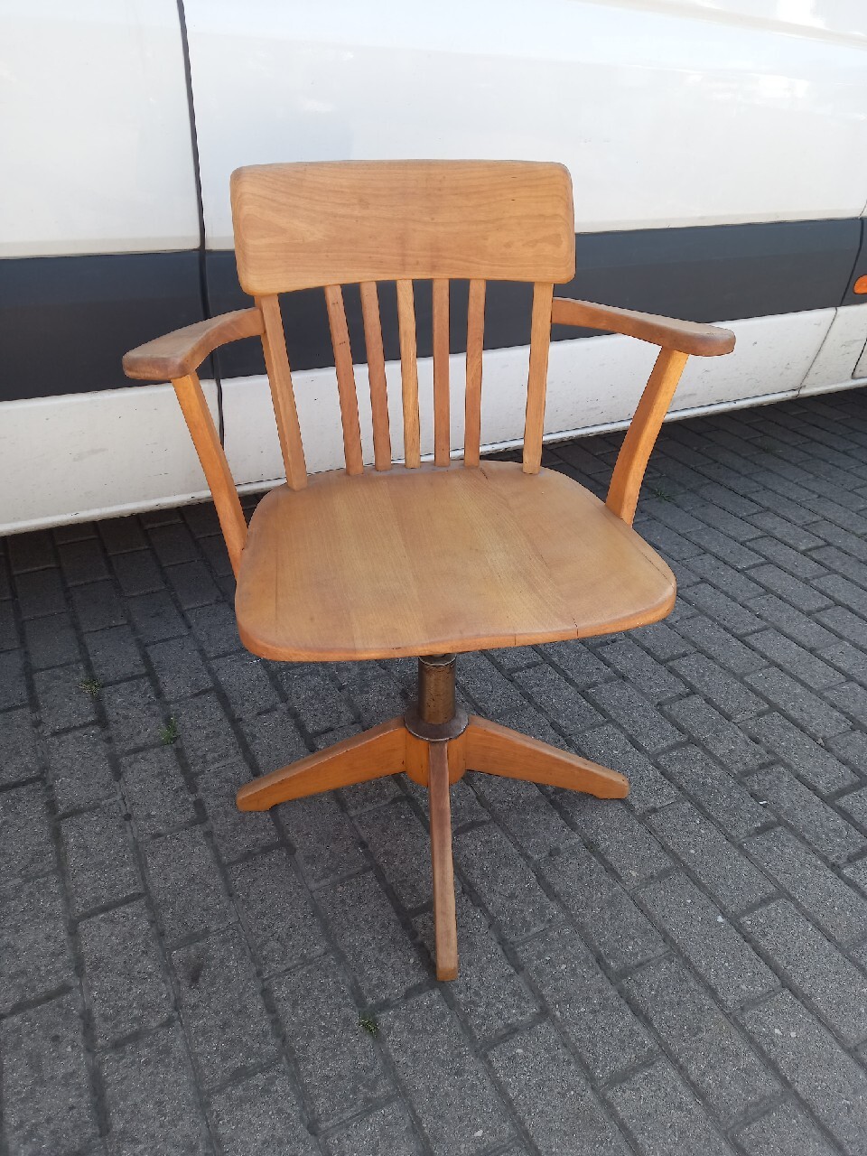 Krzesło obrotowe drewniane disein projektant | Zduny | Kup teraz na Allegro  Lokalnie