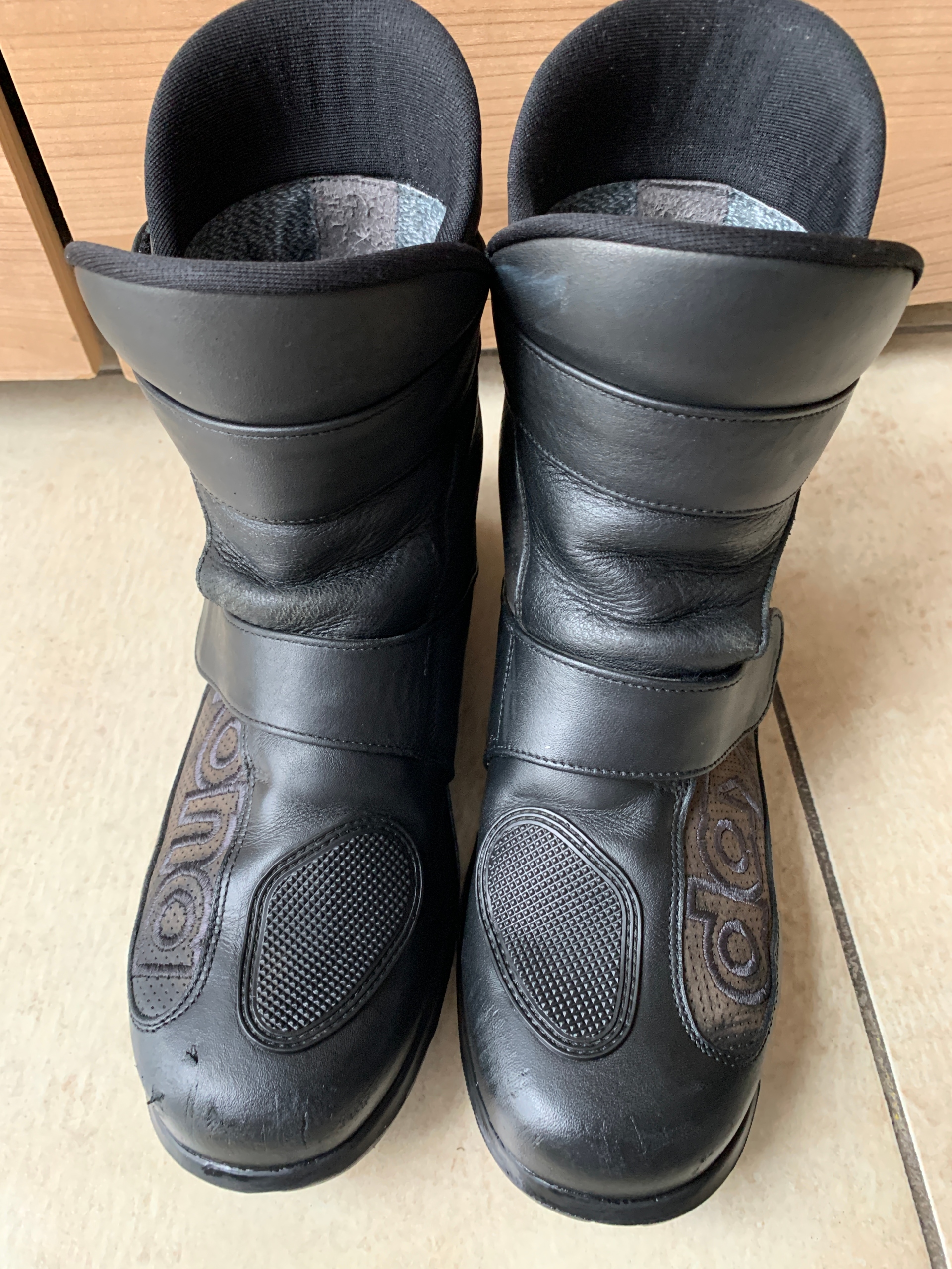 ВЗУТТЯ МОТОЦИКЛЕТНІ DAYTONA JOURNEY XCR GORE-TEX 38 WKL. 25 CM ШКІРА 